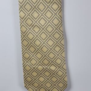 Daniel Cremieux Gold Tie with Black Diamond Motif
